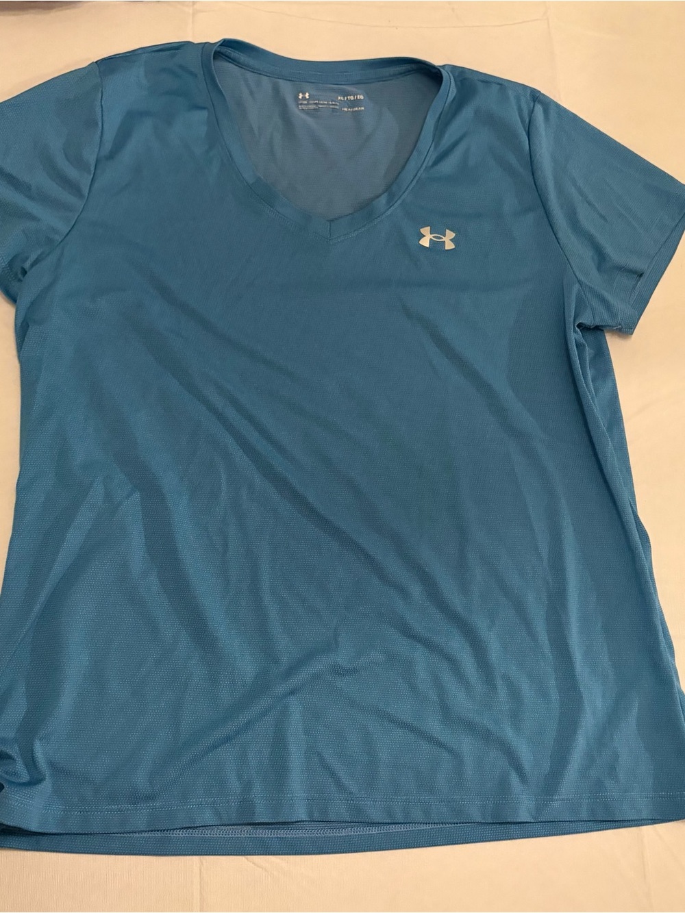 Under Armour Women's Teal V-Neck Short Sleeve Performance Tee